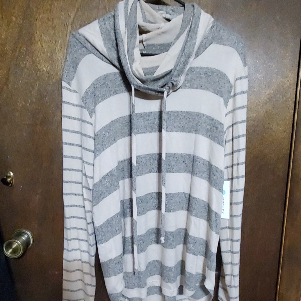 Super comfortable long sleeve top